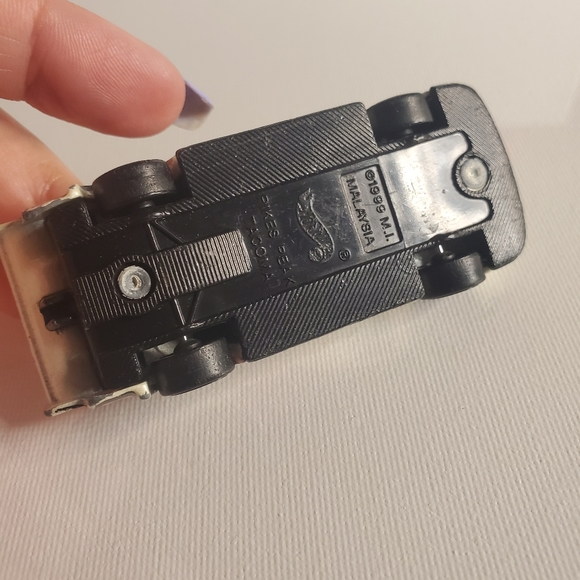 Vintage 1999- Pikes Peak Tacoma Hot Wheel - Picture 7 of 7